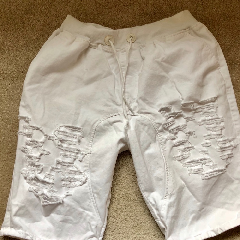 Men’s white shorts